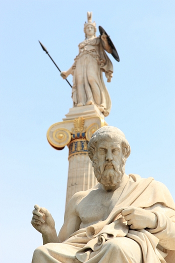 Plato and goddess Athena 's statues at Athens National Academy