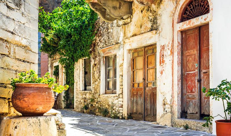 shutterstock_453924694_chalki.jpg