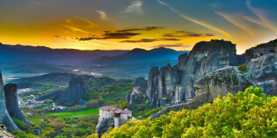 The steep rock formations of Meteora