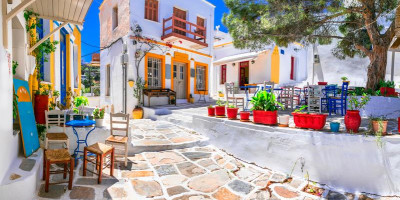 The charming village of Lefkes in Paros