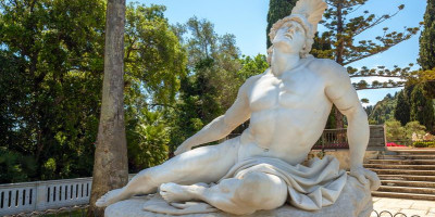 Ernst Herter' Dying Achilles