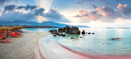 The pink sands of Elafonisi The pink sands of Elafonisi