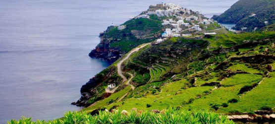 Panoramic view of the village of Kastro