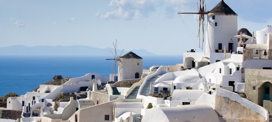 Whitewashed houses overlooking the caldera, Santorini