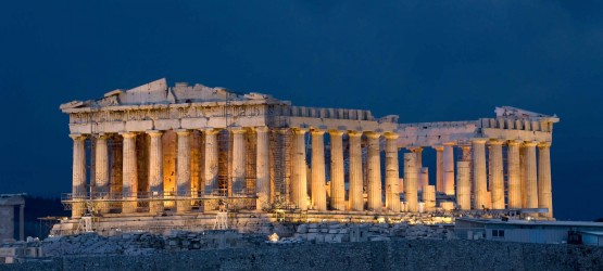 Night view of the floodlit monument of Acropolis